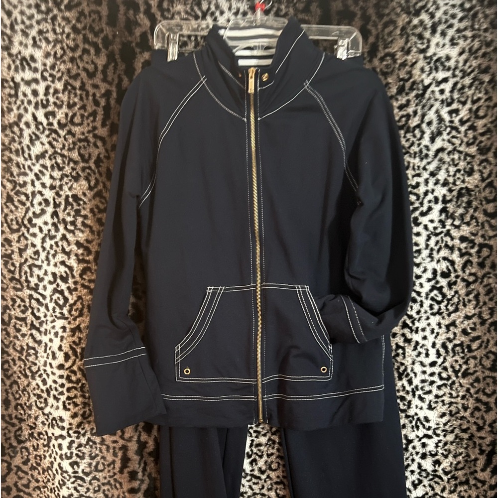 Anne Klein Sports women 2 pc outerwear. Size medium ♥️ Navy blue and white.